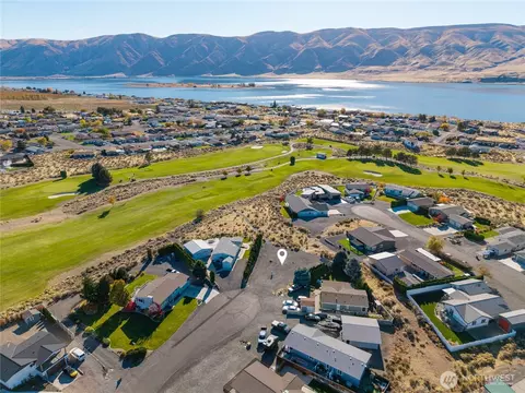 344 Rainbow Pl SW, Mattawa, WA 99349