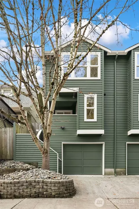 315 27th Ave E, Seattle, WA 98112 photo 2
