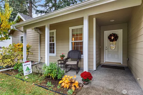 2619 194th Ave SW, Lakebay, WA 98349