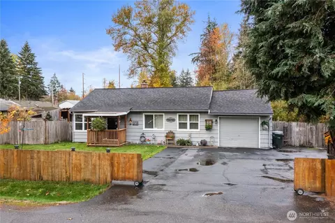 12712 58th Ave E, Puyallup, WA 98373