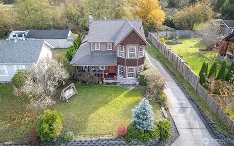 1310 Sequalish St, Steilacoom, WA 98388