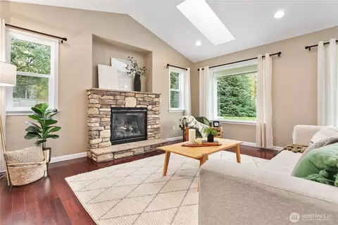 Living - 6794 Goodwin Rd, Everson, WA 98247 photo 3 of 6