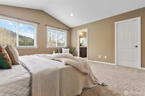 Bedroom - 6794 Goodwin Rd, Everson, WA 98247 photo 2 of 6