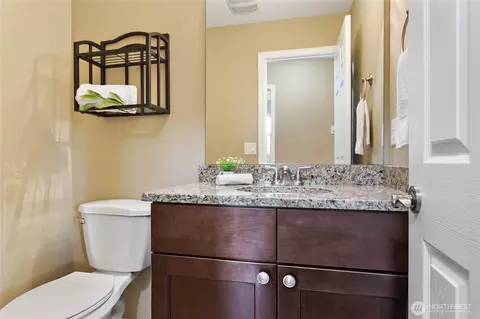 Bath - 6794 Goodwin Rd, Everson, WA 98247 photo 1 of 4