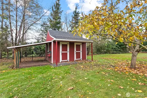 Exterior - 6794 Goodwin Rd, Everson, WA 98247 photo 3 of 5
