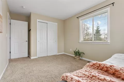 Bedroom - 6794 Goodwin Rd, Everson, WA 98247 photo 5 of 6