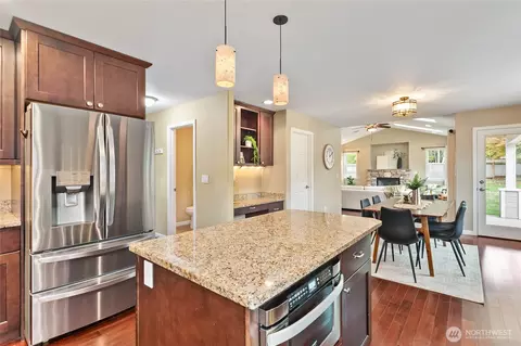 Kitchen - 6794 Goodwin Rd, Everson, WA 98247 photo 5 of 6