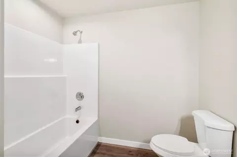 Bath - 6479 Watson Loop, Maple Falls, WA 98266 photo 2 of 3