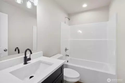 Bath - 6479 Watson Loop, Maple Falls, WA 98266 photo 3 of 3