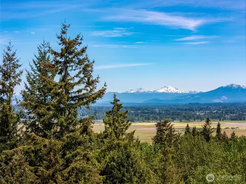 View/Area - 4627 118th St SE, Everett, WA 98208 photo 2 of 3