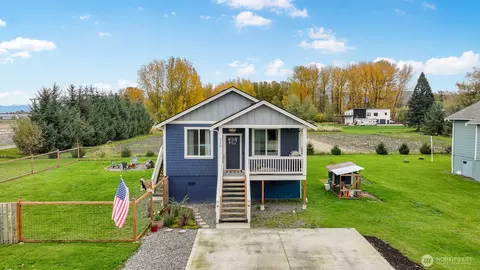 230 Gough St, Sumas, WA 98295