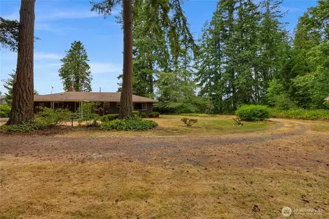 Exterior - 22221 45th Ave SE, Bothell, WA 98021 photo 7 of 14