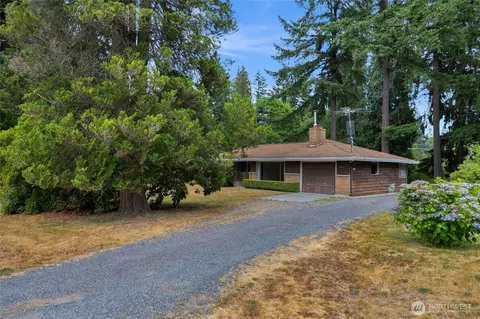 Exterior - 22221 45th Ave SE, Bothell, WA 98021 photo 10 of 14