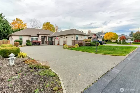 15405 148th Avenue Ct E, Orting, WA 98360
