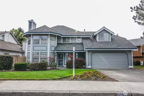 10905 SE 220th Pl, Kent, WA 98031
