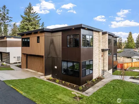 7901 240th St SW, Edmonds, WA 98026