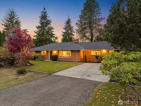707 48th St SE, Everett, WA 98203