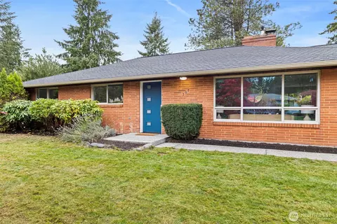 707 48th St SE, Everett, WA 98203 photo 2