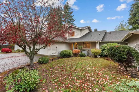 527 Radey St, Port Orchard, WA 98366