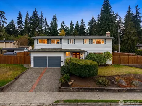 8804 209th Pl SW, Edmonds, WA 98026