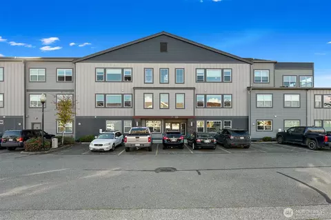 8844 Depot Rd #B204, Lynden, WA 98264