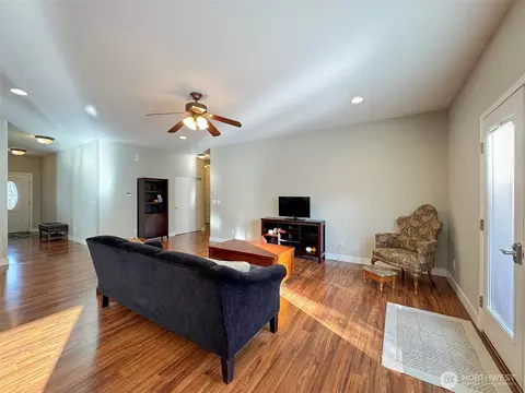 Living - 140 Independence Dr, Sequim, WA 98382 photo 5 of 5