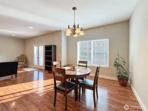 Dining - 140 Independence Dr, Sequim, WA 98382 photo 4 of 4
