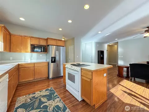 Kitchen - 140 Independence Dr, Sequim, WA 98382 photo 1 of 6