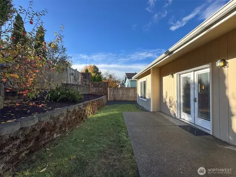 Exterior - 140 Independence Dr, Sequim, WA 98382 photo 6 of 8