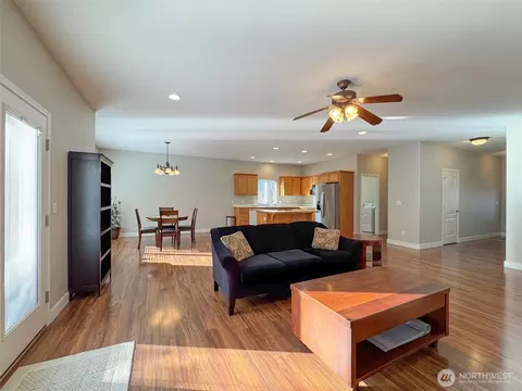 Living - 140 Independence Dr, Sequim, WA 98382 photo 4 of 5