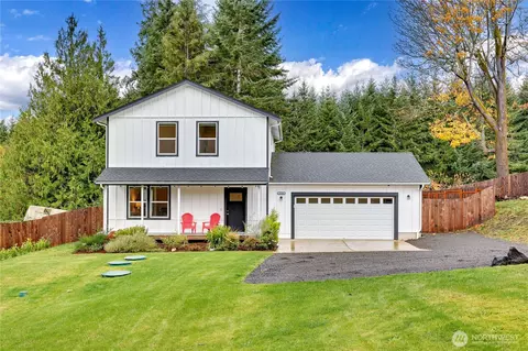 1150 Thorndyke Rd, Port Ludlow, WA 98365