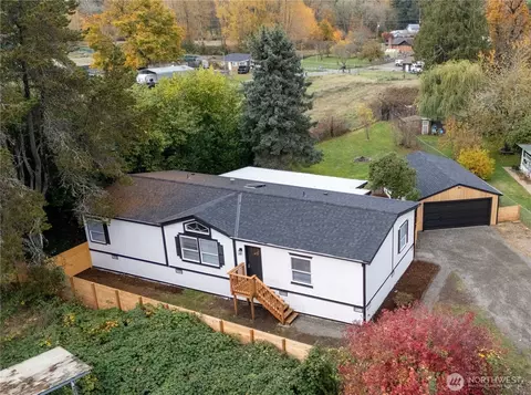 813 Nisqually Park Dr SE, Olympia, WA 98513