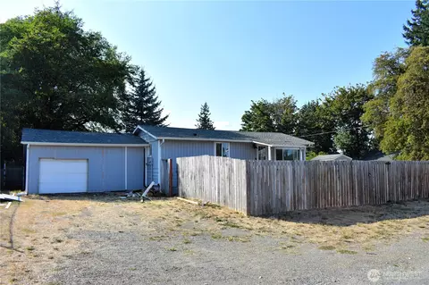 11452 8th Avenue Ct S, Tacoma, WA 98444