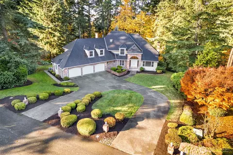 15025 NE 167th St, Woodinville, WA 98072