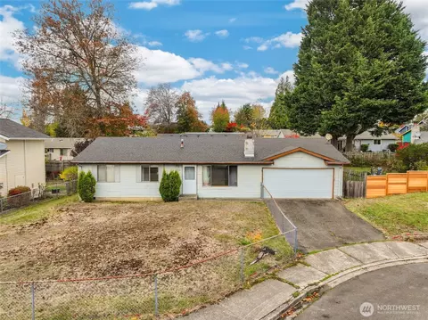11824 SE 253rd St, Kent, WA 98030