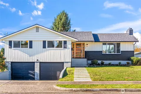 1726 N Mildred St, Tacoma, WA 98406