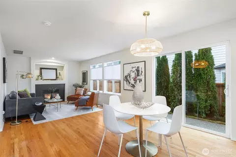 Dining - 18022 29th Ave SE, Bothell, WA 98012 photo 3 of 4