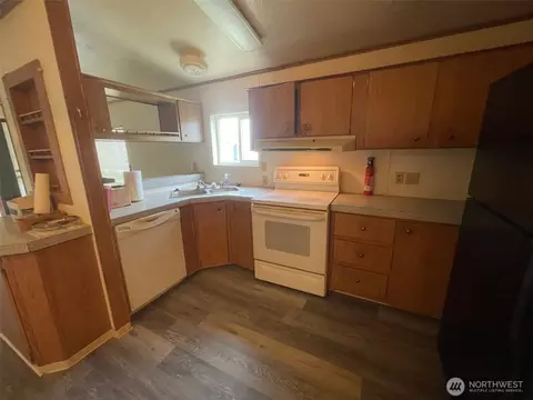 131 SW E St, Forks, WA 98331 photo 5