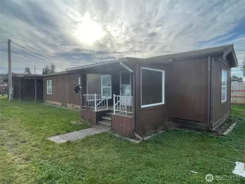 131 SW E St, Forks, WA 98331 photo 14