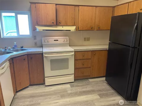 131 SW E St, Forks, WA 98331 photo 6