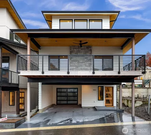 102 Riverwalk Dr, Lynden, WA 98264