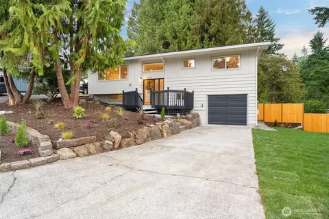 1815 201st Pl SW, Lynnwood, WA 98036