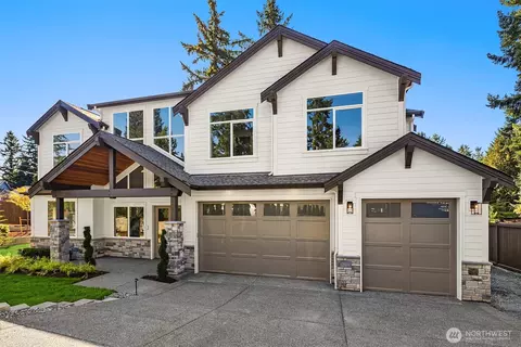 12925 NE 70th Ln, Kirkland, WA 98033