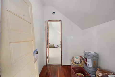 Entry Way - 5860 Bow St, Bow, WA 98232 photo 5 of 5