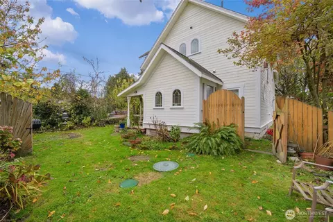 Exterior - 5860 Bow St, Bow, WA 98232 photo 4 of 9