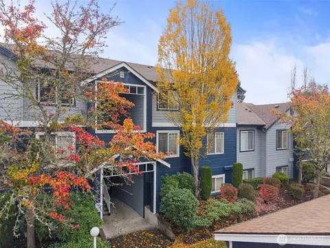 10825 SE 200th St #G303, Kent, WA 98031