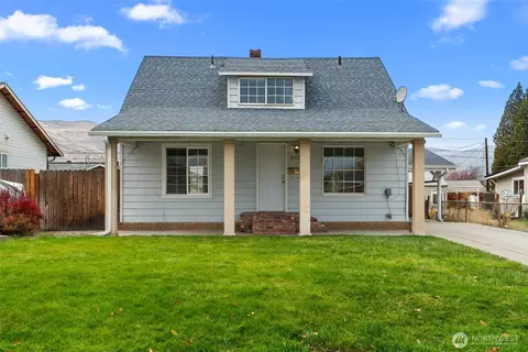 926 Kittitas St, Wenatchee, WA 98801