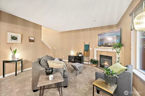 Living - 7273 Radius Loop SE, Lacey, WA 98513 photo 3 of 4