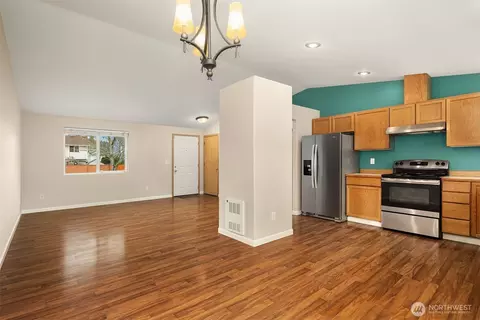 Living - 1019 Kessler Dr, Sultan, WA 98294 photo 1 of 6