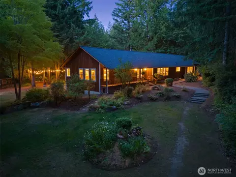 5030 Grand Fir Ln NW, Olympia, WA 98502